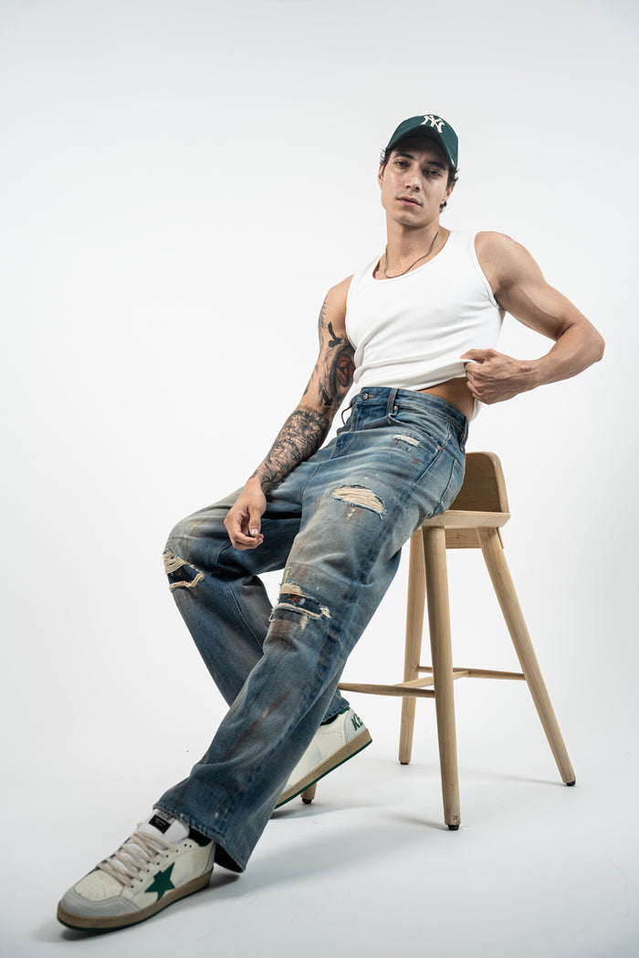RUSTIC DISTRESSED STRAIGHT LEG JEANS