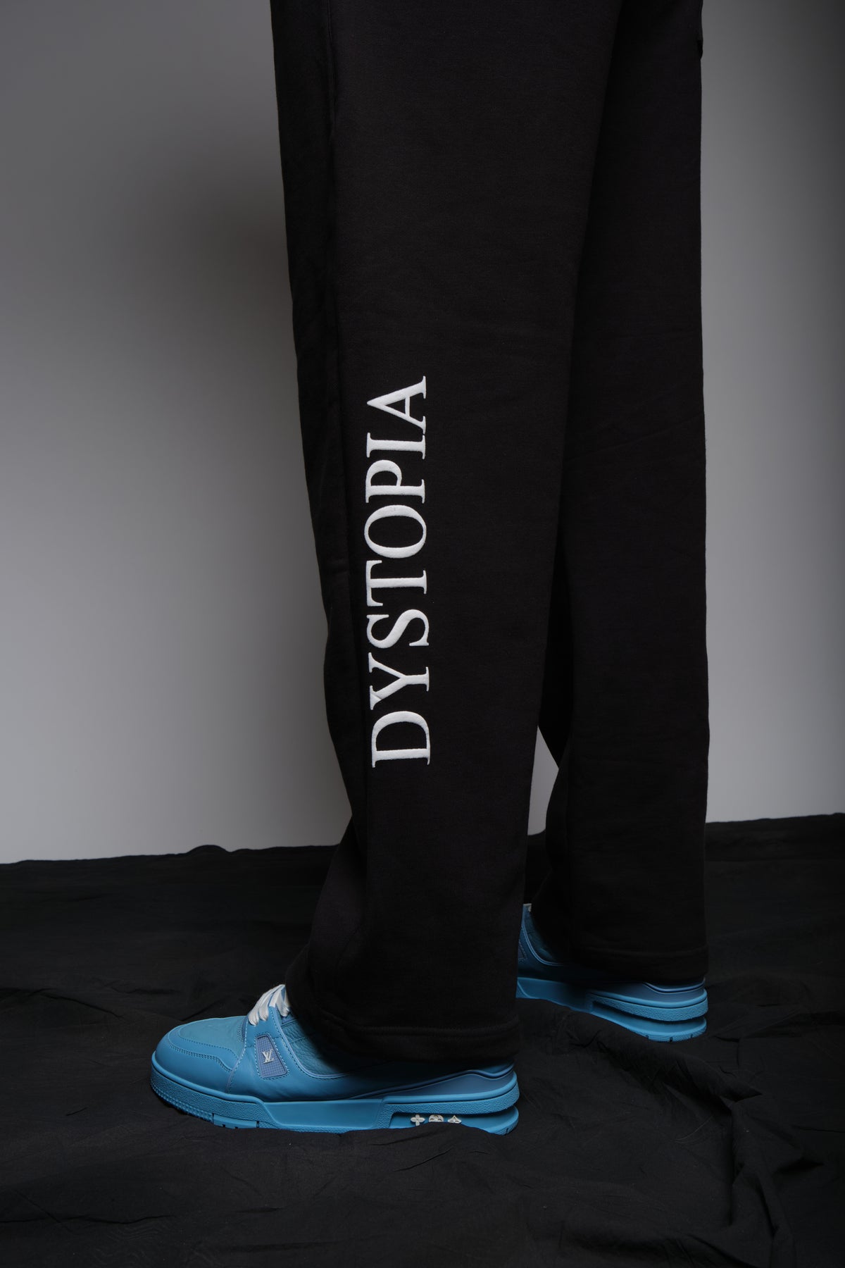 COMPLICATED TRACK PANTS BLACK, DYSTOPIA