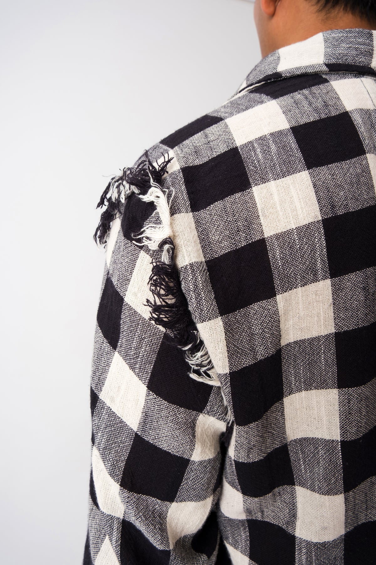 FRAYED NOIR PLAID SHIRT