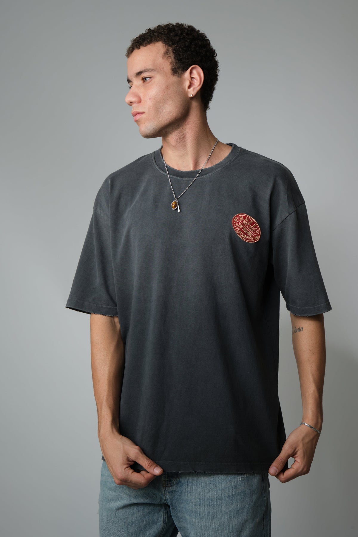OASIS BLACK WASHED WITH DISTRESSED EDGES T-SHIRT