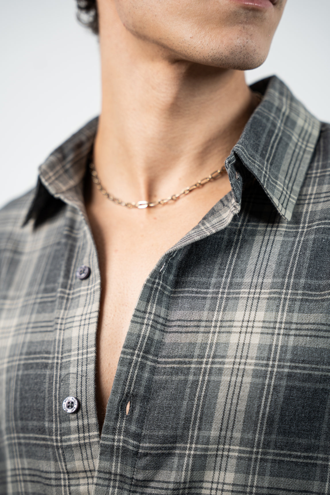 SMOKE PLAID RAW EDGE SHIRT