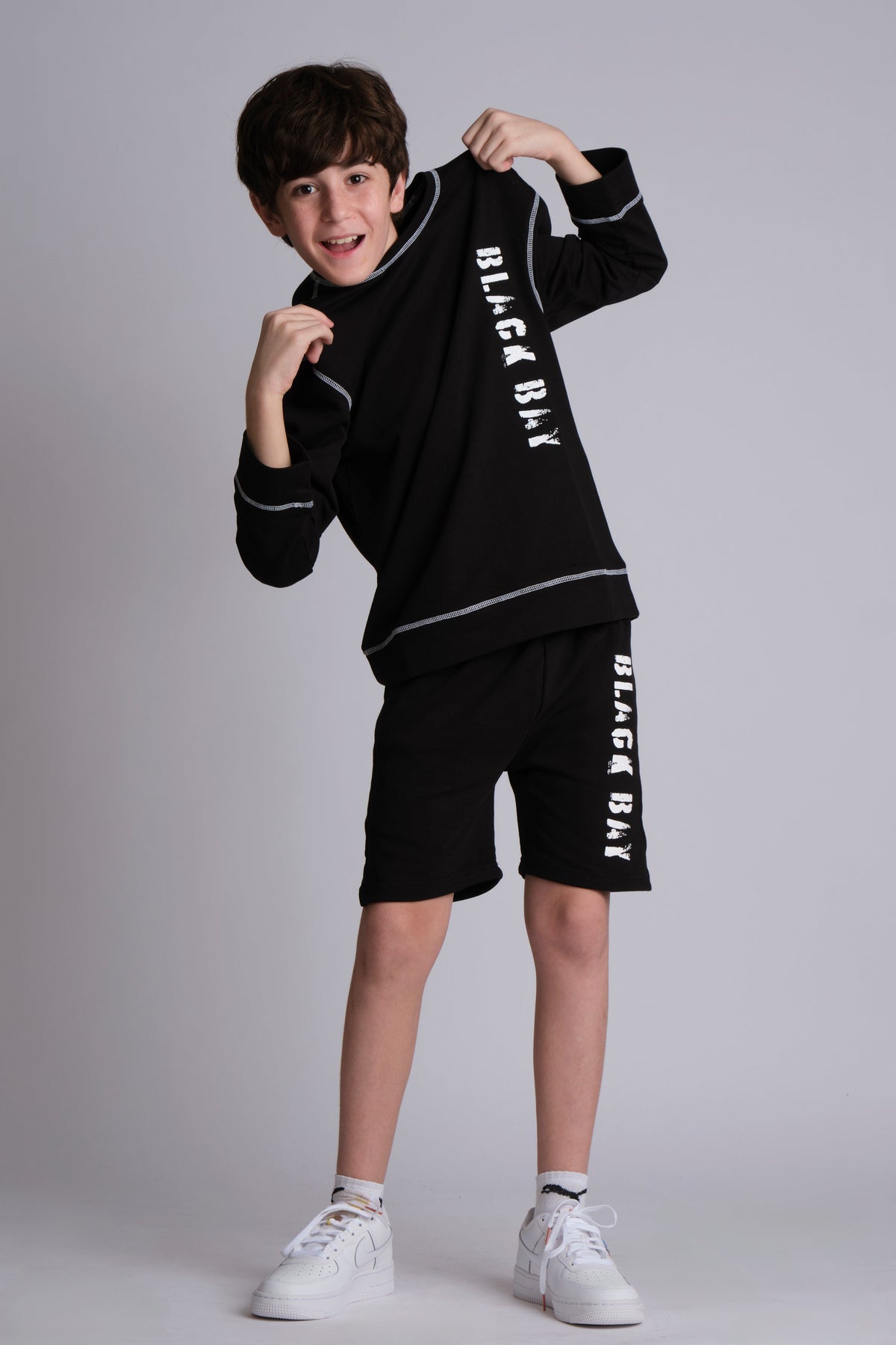 CONTRAST FLATLOCK SWEATSHIRT BLACK, KIDS