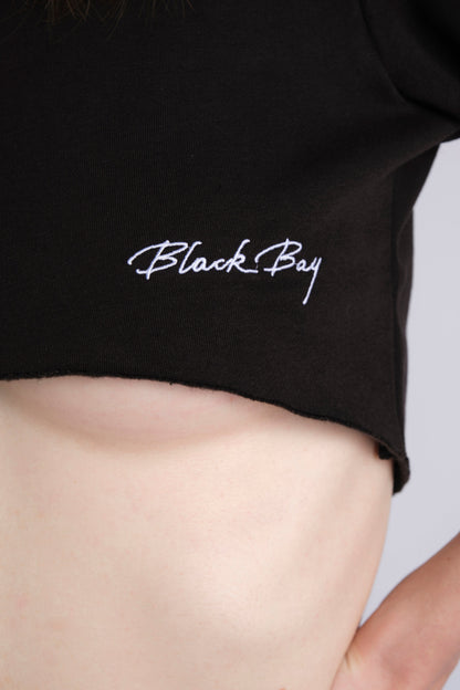 BLACK EMBROIDERY CROPPED SWEATSHIRT