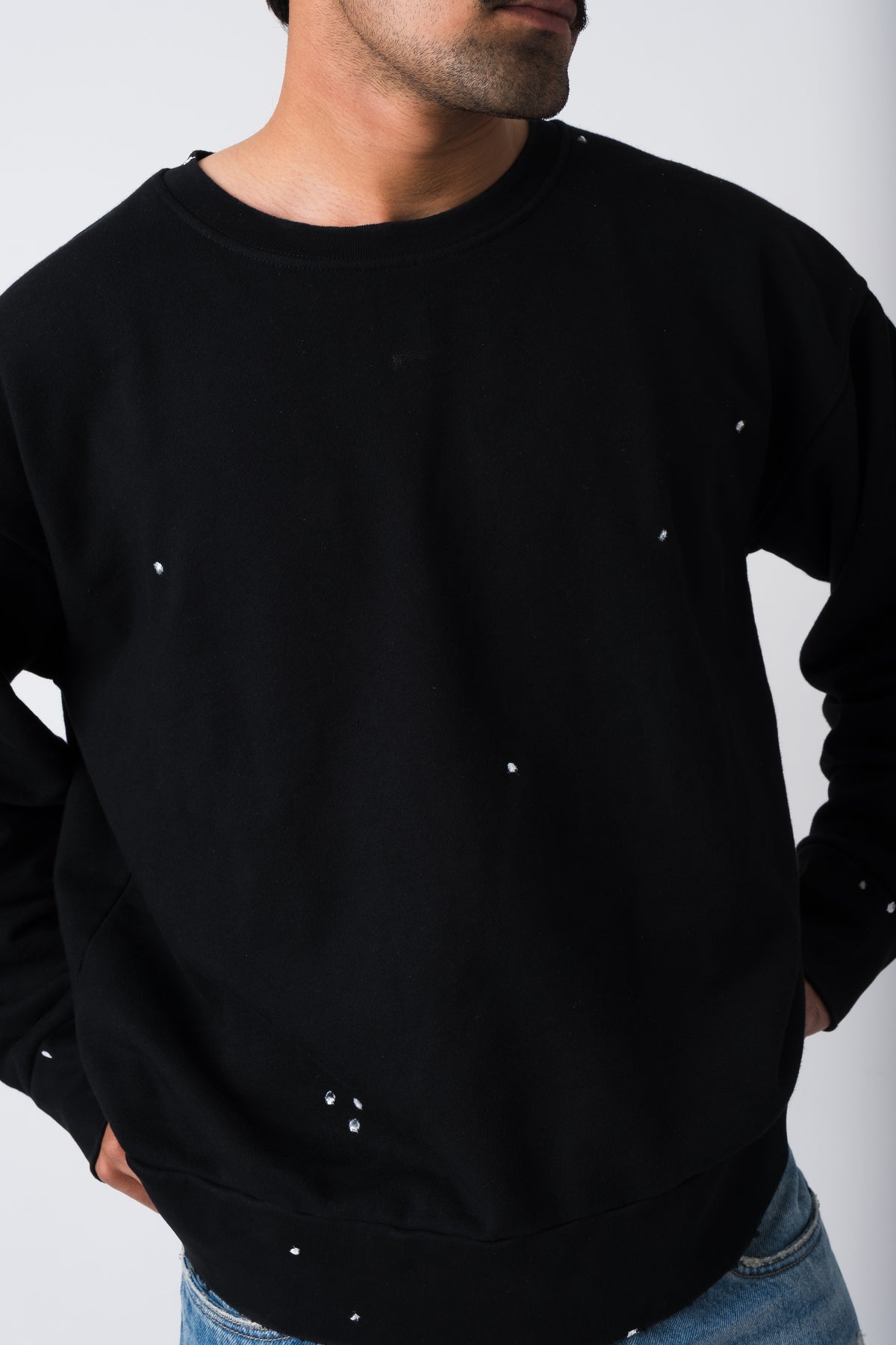 BLACK RAW DISTRESSED ATELIER CREWNECK