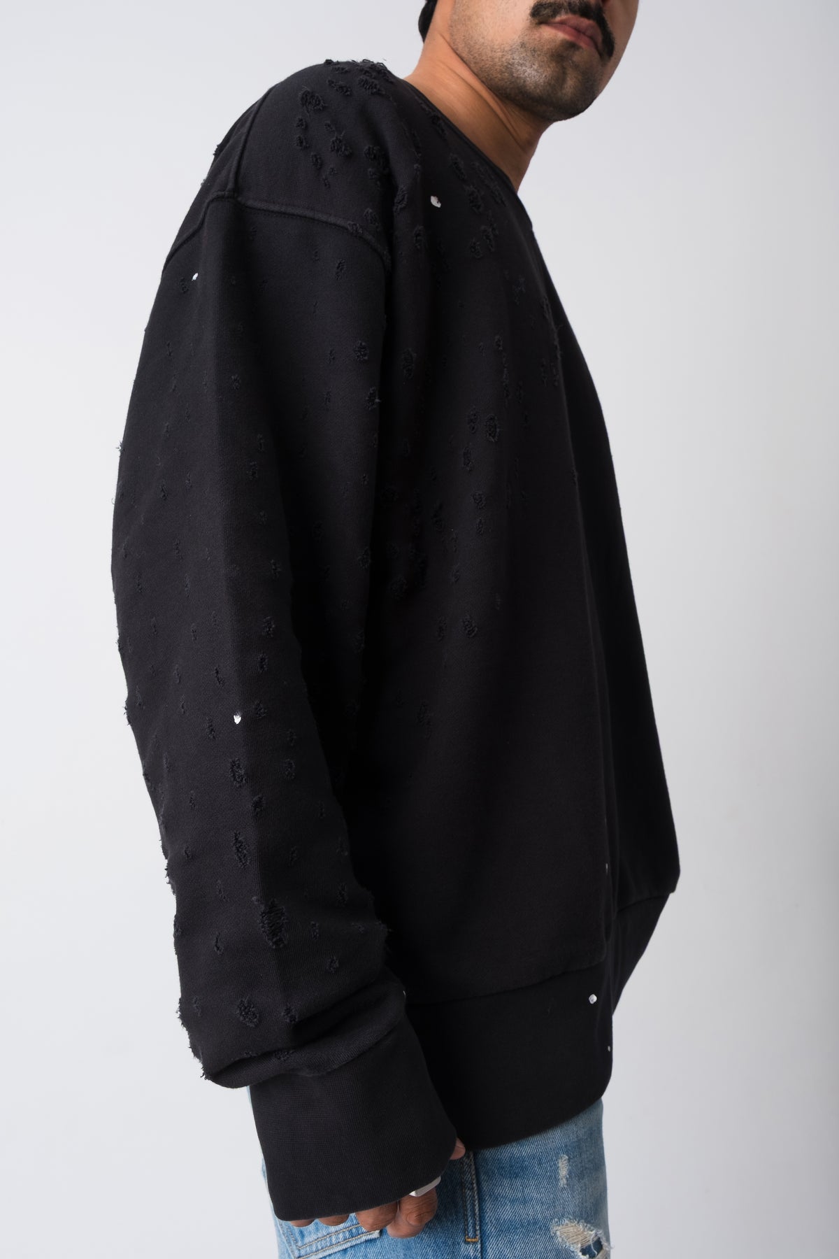 BLACK RAW HANDWRITTEN DISTRESSED ATELIER CREW NECK